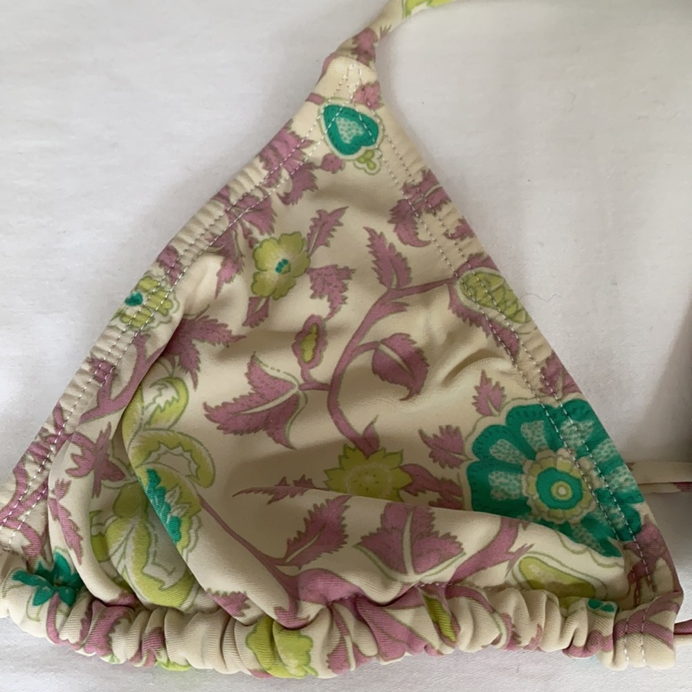 String Bikini - image 6